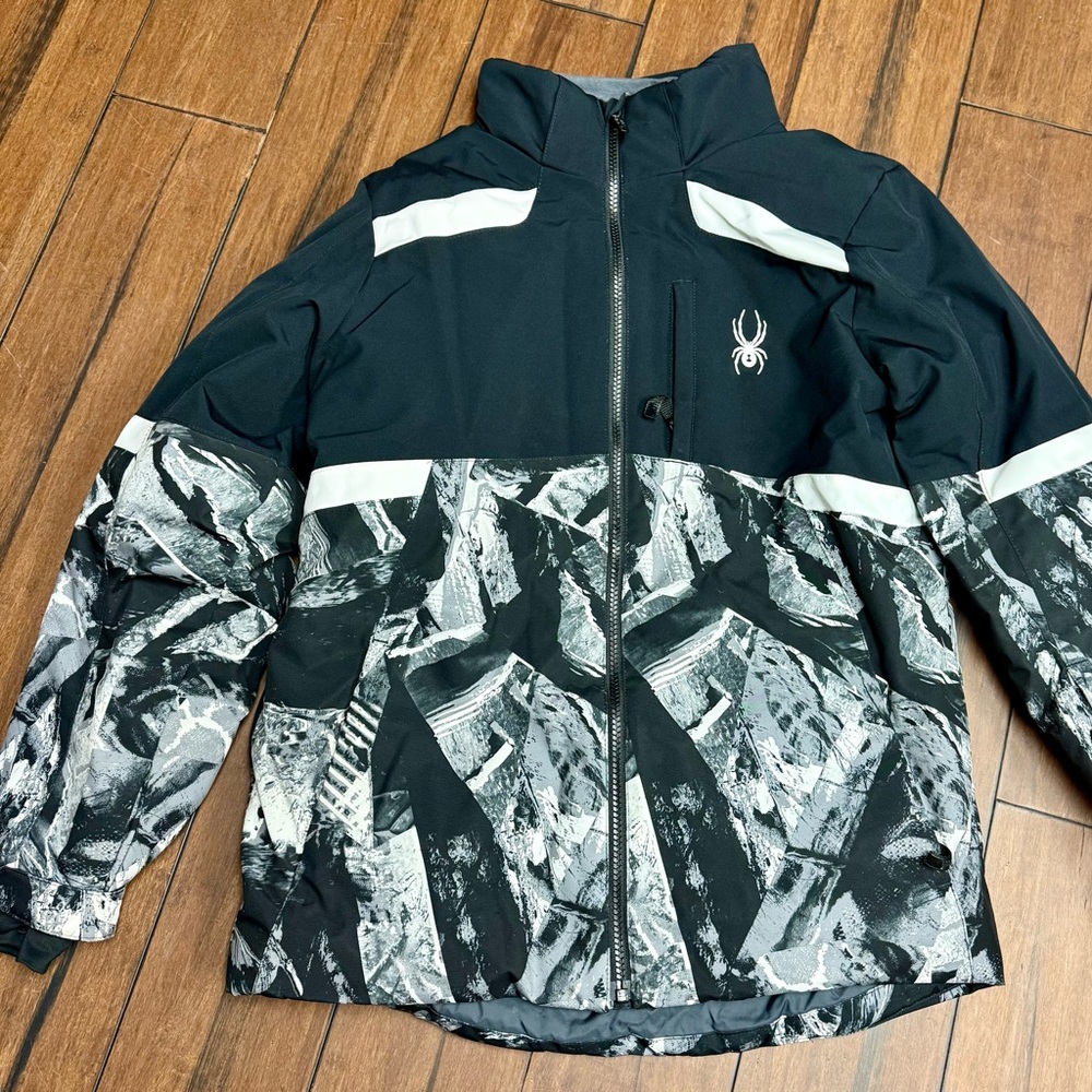 Spyder Black and White Patterned Ski Jacket